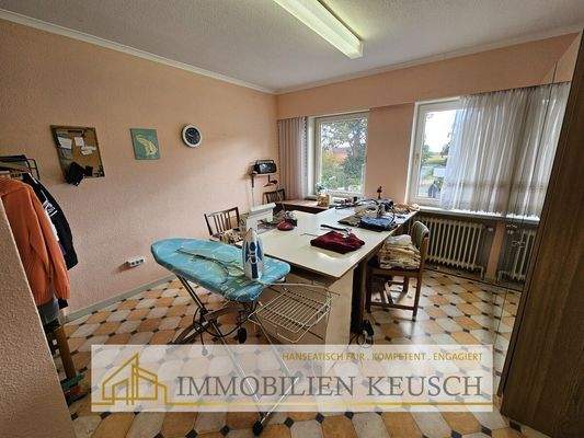 Kinderzimmer 2 oder Hobbyraum