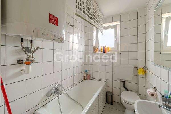 OG1 rechts Badezimmer