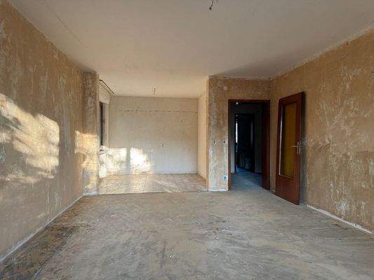 Wohnzimmer-/Esszimmer