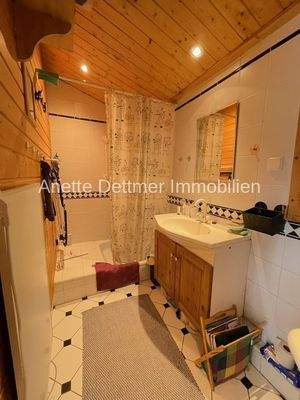 Duschbad mit Fenster