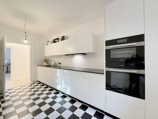 Großzügige und schicke Wohnküche