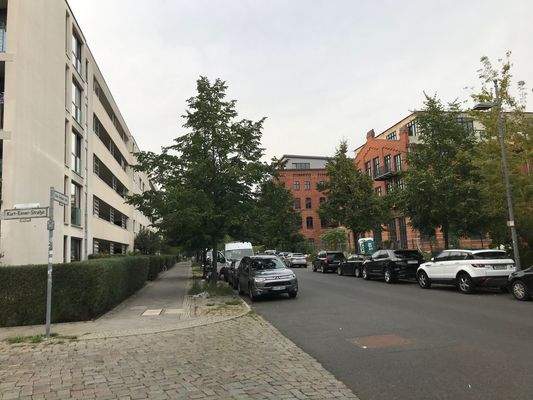 Straßenszene mit Gebäuden