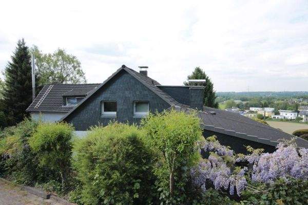 Doppelhaushälfte (Südansicht)