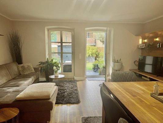 Esstisch zur Terrasse