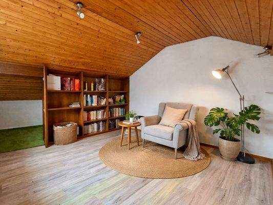 Galerie (KI möbliert)