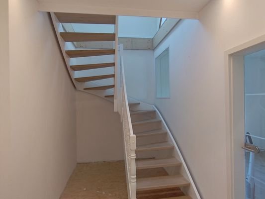 Treppe ins DG