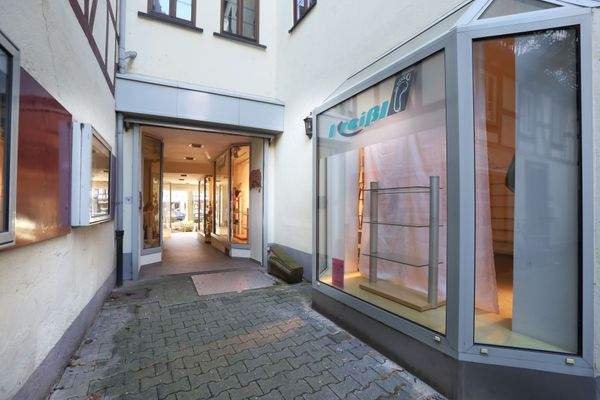 Geschäft 1 Schaufenster 1