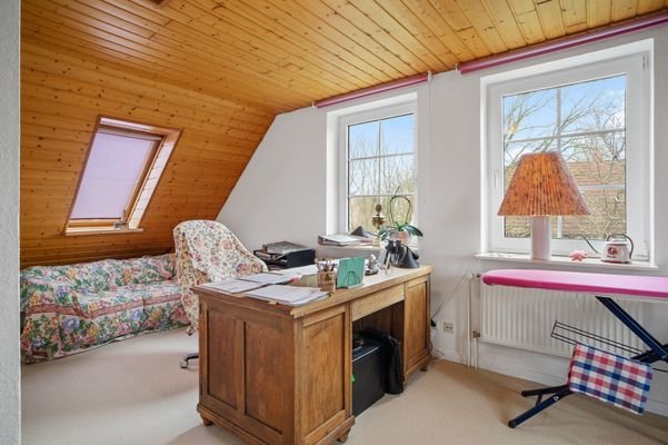 Schlafzimmer 2 OG_1