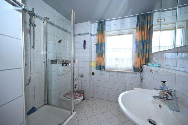 Zweites Duschbad, Platz für WM