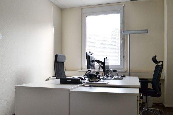 Büro 1