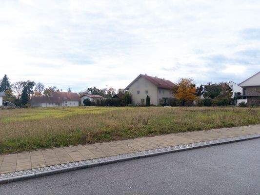 Blick von Theresia-Gerhardinger- in Richtung Raitenaustrasse