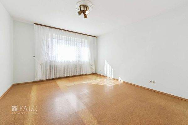 Erstes Schlafzimmer EG