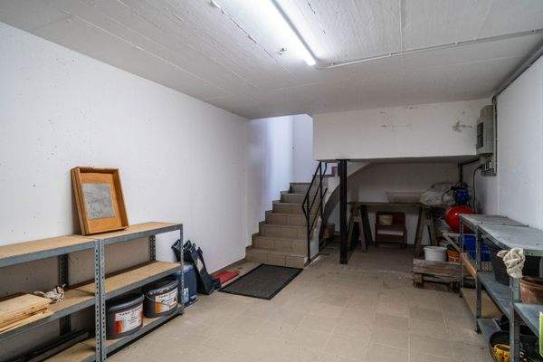 Keller unter der Garage