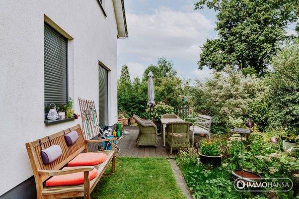 Terrasse hintere DHH am Feldrand