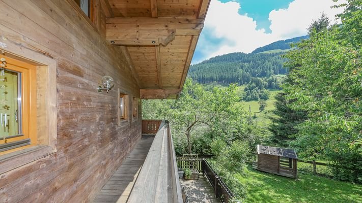 KITZIMMO-historischen Anwesen mit 3.800 m² Grund in Ruhelage - Immobilien Jochberg.