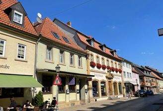 02 Straßenansicht.jpg