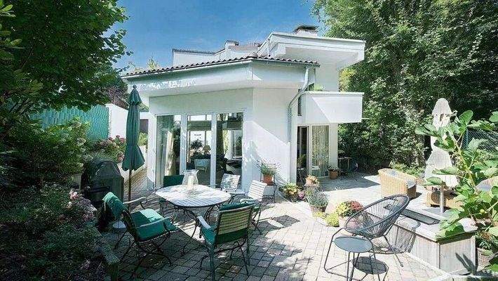 353ee740-13ce-4b97-88e3-7df0ed75625f