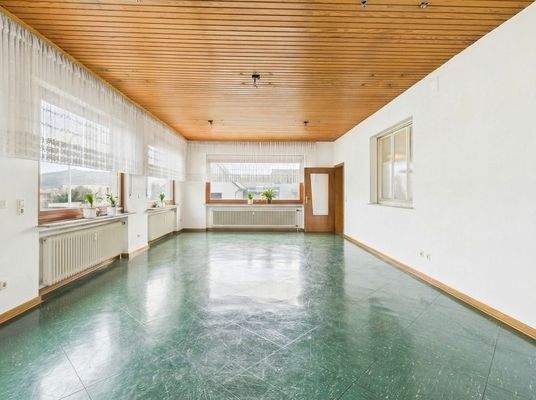 Die_Eule_Silmecke_46_59846_Sundern_Grosser_Gastraum_Variante_2026-02-06_08-17-32