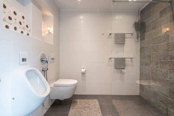 OG Bad mit Dusche.jpeg