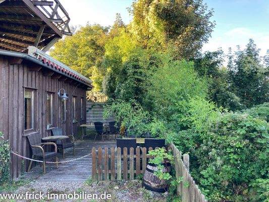 12-Westterrasse EG.JPG