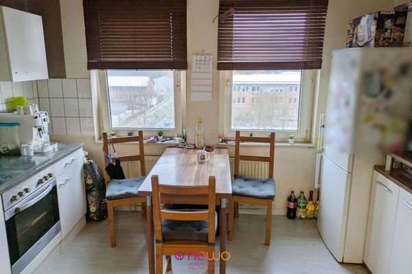 Küche mit Essbereich