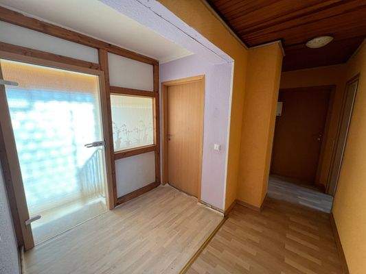 Flur und Eingang OG Wohnung 