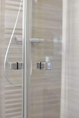 Beispiel Duschtür