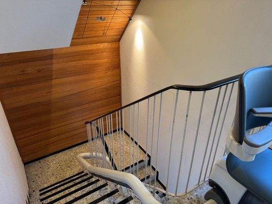 Treppenaufgang zur zweiten Wohnung