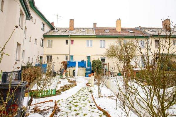 04 - Hinteransicht.jpg