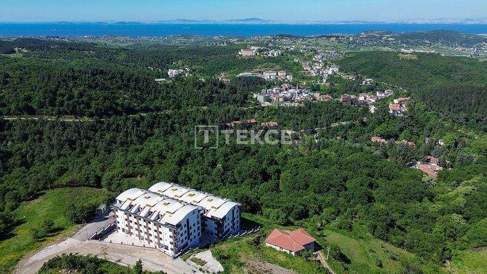 Elegant Apartments in a Complex with Rich Facilities in Yalova