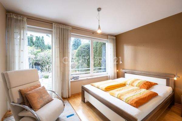 Schlafzimmer mit Terrassenzugang