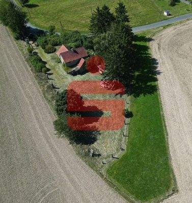 Luftaufnahme - Blick zur Straße