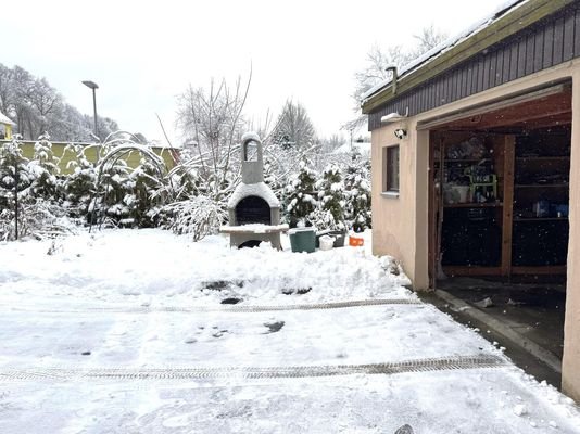 Garage, Garten