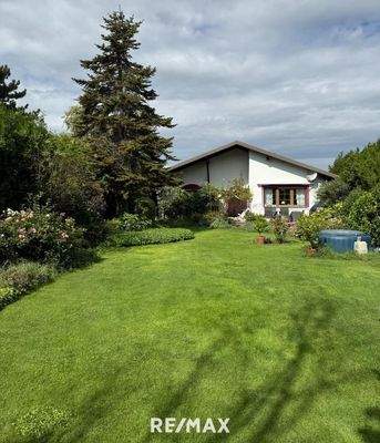 Hausansicht vom Garten