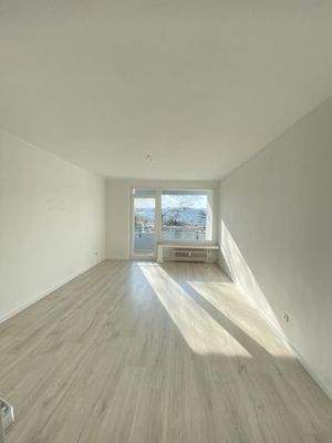 Wohnzimmer / Esszimmer