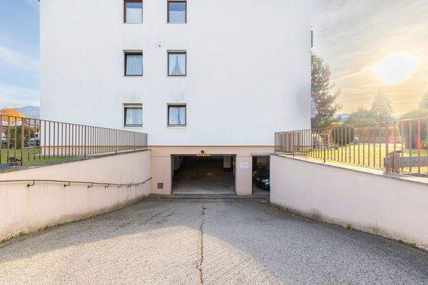 Einfahrt in Tiefgarage