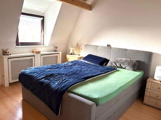 Schlafzimmer im 2. OG