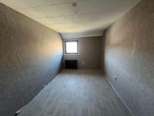 Zimmer 2 Wohnung 2.OG/DG