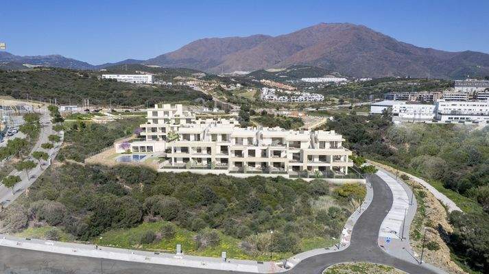Newly-Built Apartments with Social Amenities in Estepona