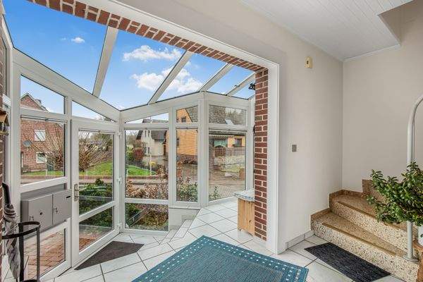 Lichtdurchfluteter Eingangsbereich