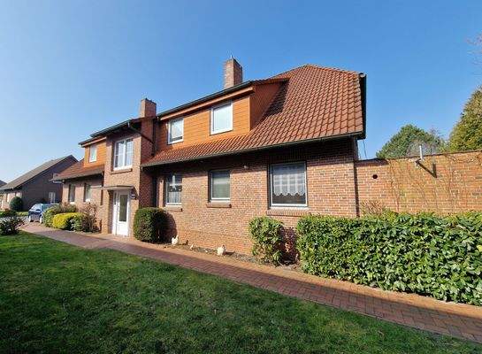 Hausansicht Adlerweg 6.jpg