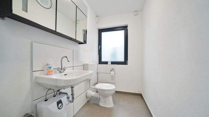 Sanitäranlage Halle