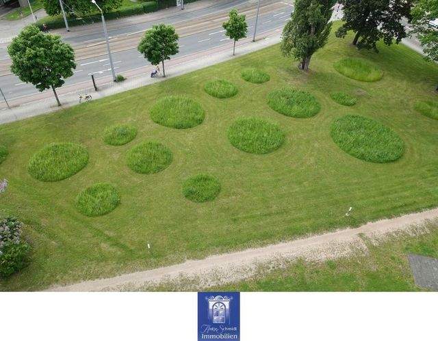 Ihr neuer Lieblingsplatz in 1 A-Lage mit Fußbodenheizung und Erker am Großen Garten! - Foto 2