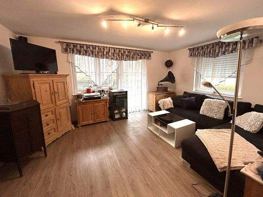 Sehr heller Wohnbereich EG