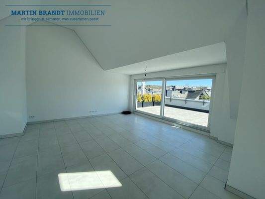 Wohnzimmer Ausgang Dachterrasse