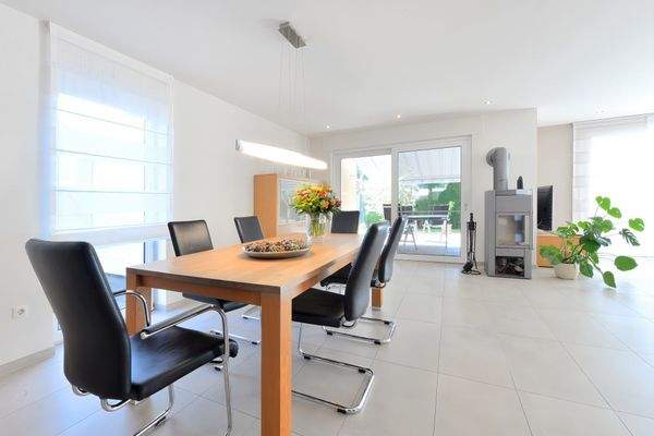 der großzügige Essbereich