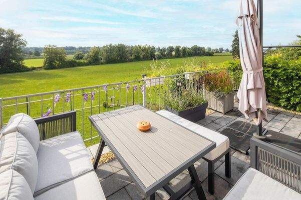 Ö Terrasse Erdgeschoss