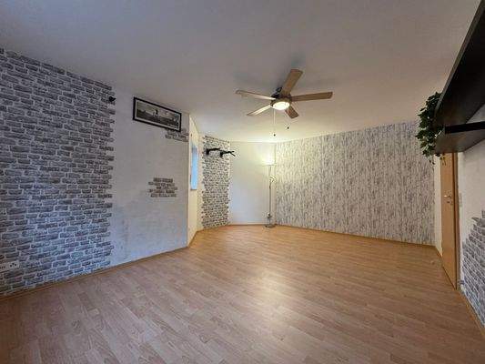 Hobby-/Kinder-/Arbeitszimmer 3 KG