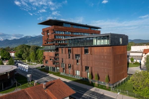 BORA_Hochhaus_Raubling_Nordlfügel