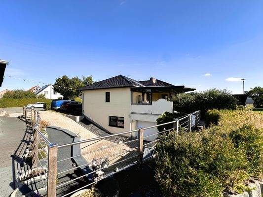 Tiefgarageneinfahrt Hofansicht